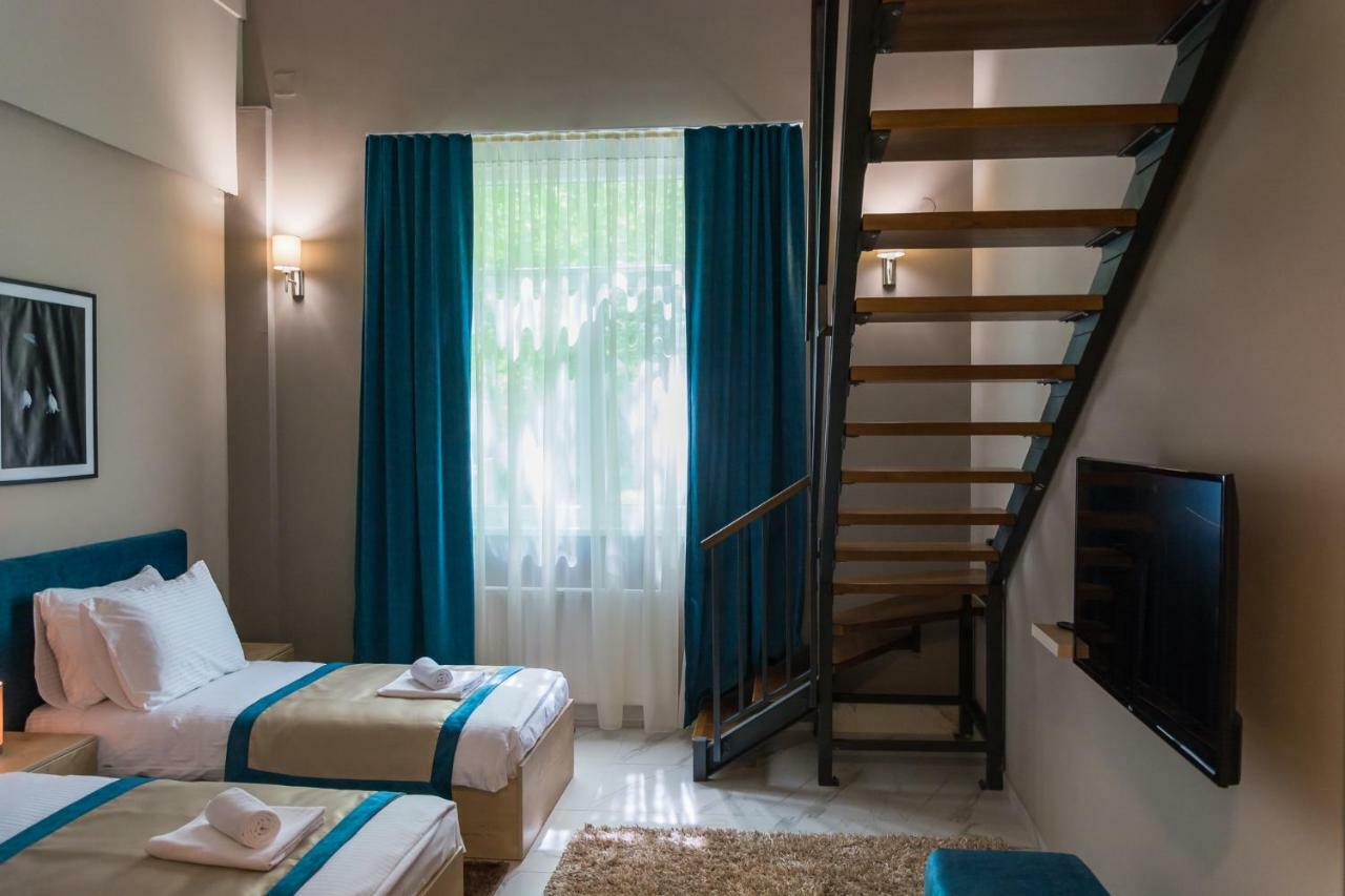 Hotel & Distillery Monogram Gradac  Exteriör bild